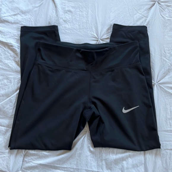 Nike Pants - Nike Dri Fit 3/4 Leggings